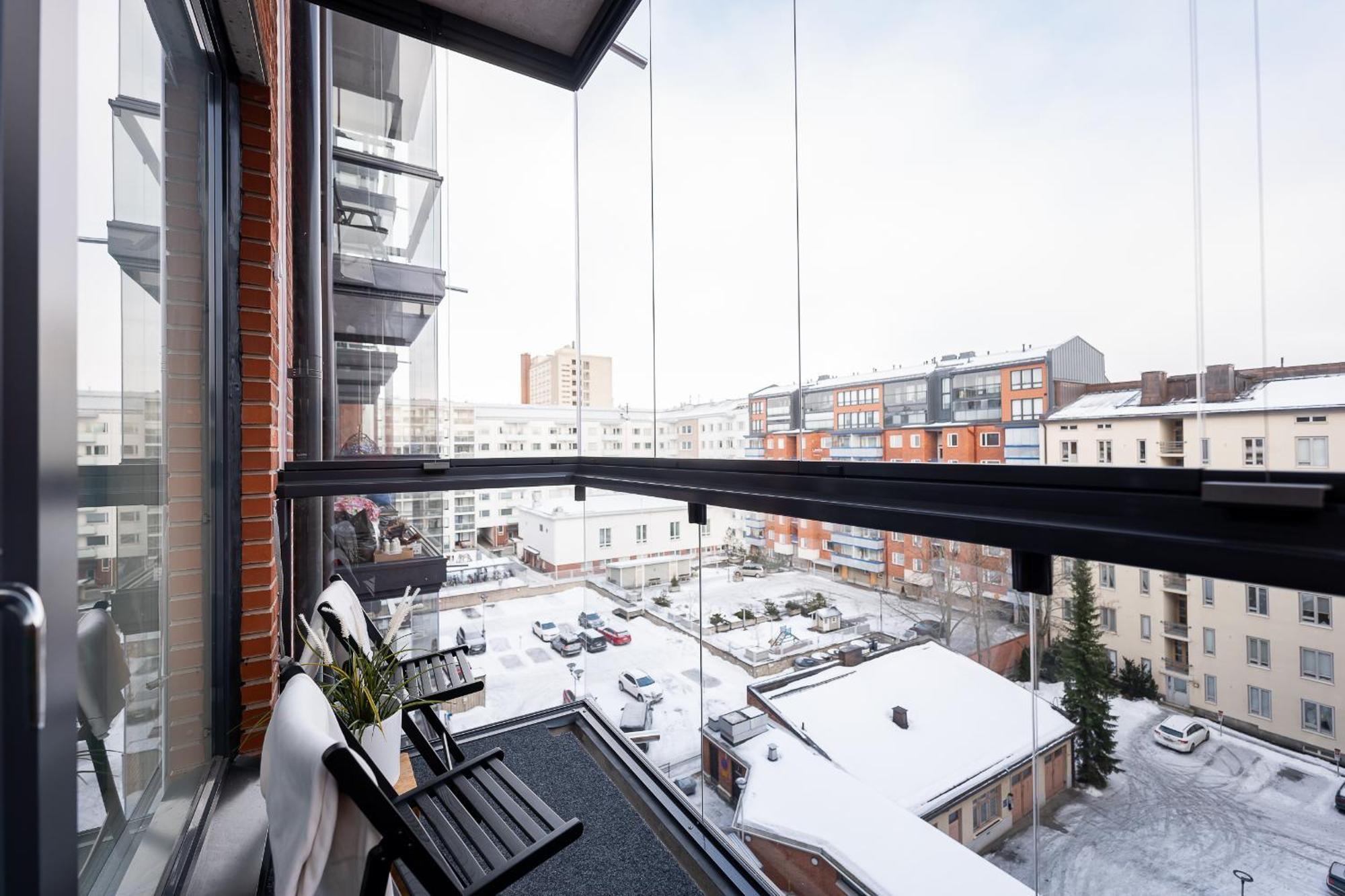 Great Location, Quiet And New With Balcony&Cafe Lägenhet Tammerfors Exteriör bild